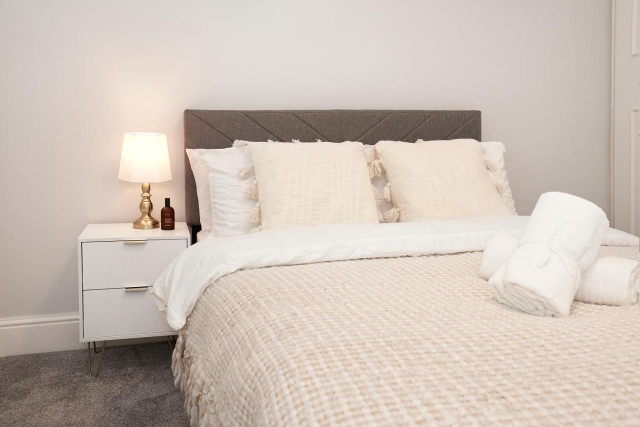 Excellent, Three Bedroom North London Apartment With Free Parking Ngoại thất bức ảnh